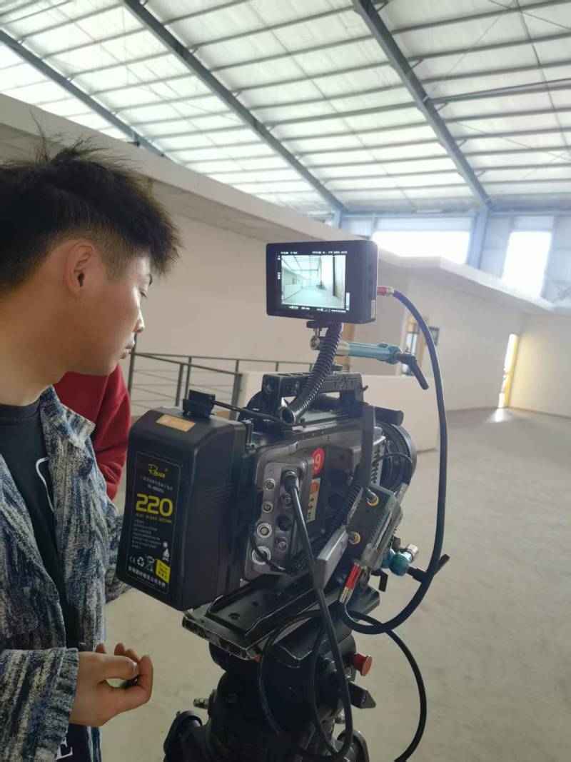 解锁鲅鱼圈区广告片拍摄：以创意镜头，解锁品牌商业价值新高度